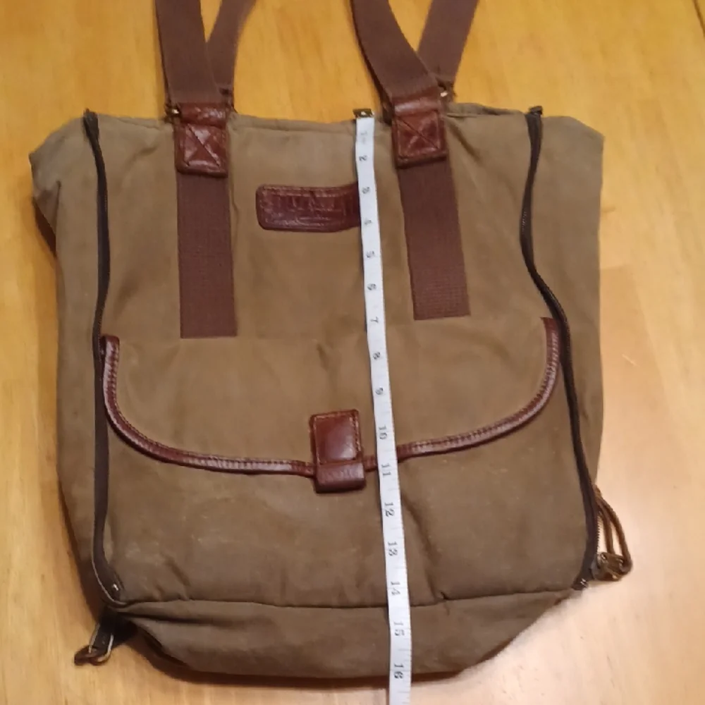 Duluth Trading Co. Expandable Oil Cloth Canvas Leather Trim Tote Bag Rucksack